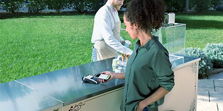 En 2018, payez rapidement et en toute sécurité, avec Apple Pay 💸 hellobk.be/2TQBwKT