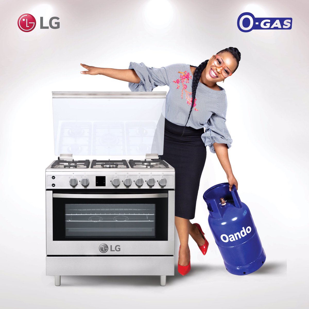OVHEnergy's tweet photo. Did you know there are FREE #OandoOGas 12.5KG LPG cylinders up for grabs? Simply buy any LG cooker &amp; it’s all yours + FREE cooking gas! 

[offer valid in Lag, Abj, PHC, Ibadan #lgogaspromo #cookwithogas] T&amp;Cs apply! https://t.co/EQRNkISldl