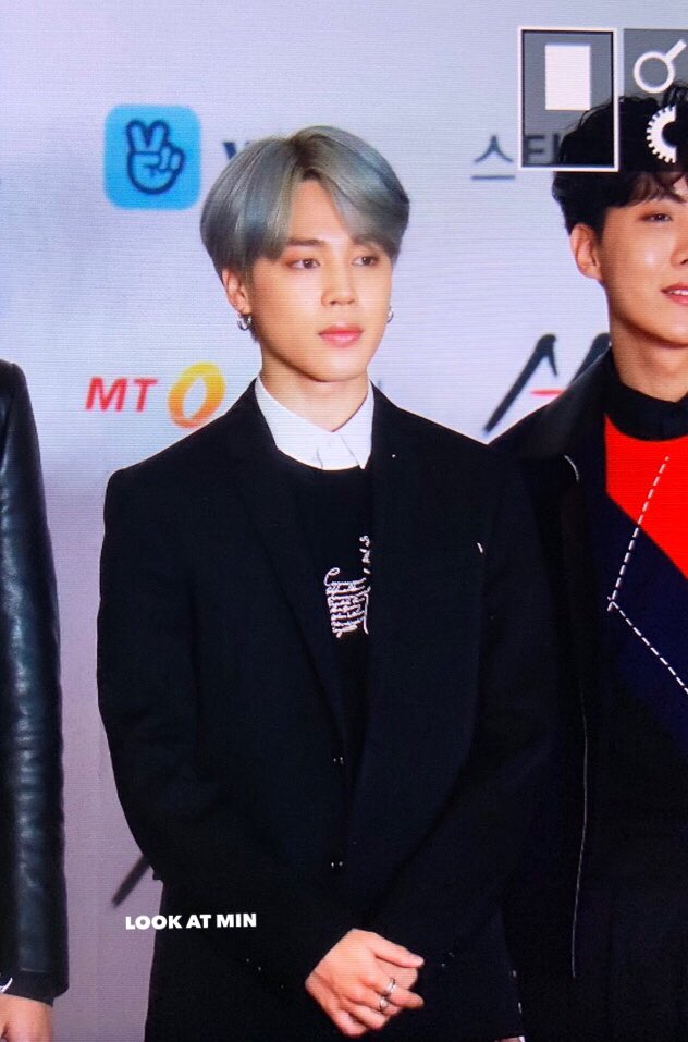 lookatmin1013's tweet photo. 181128
#JIMIN 
#방탄소년단 
#BTS⁠ ⁠⁠ ⁠⁠ ⁠⁠ ⁠⁠ ⁠⁠ ⁠⁠ ⁠⁠ ⁠⁠ ⁠⁠ ⁠⁠ ⁠⁠ ⁠⁠ ⁠⁠ ⁠⁠ ⁠
@BTS_twt https://t.co/eMR0Iv353e