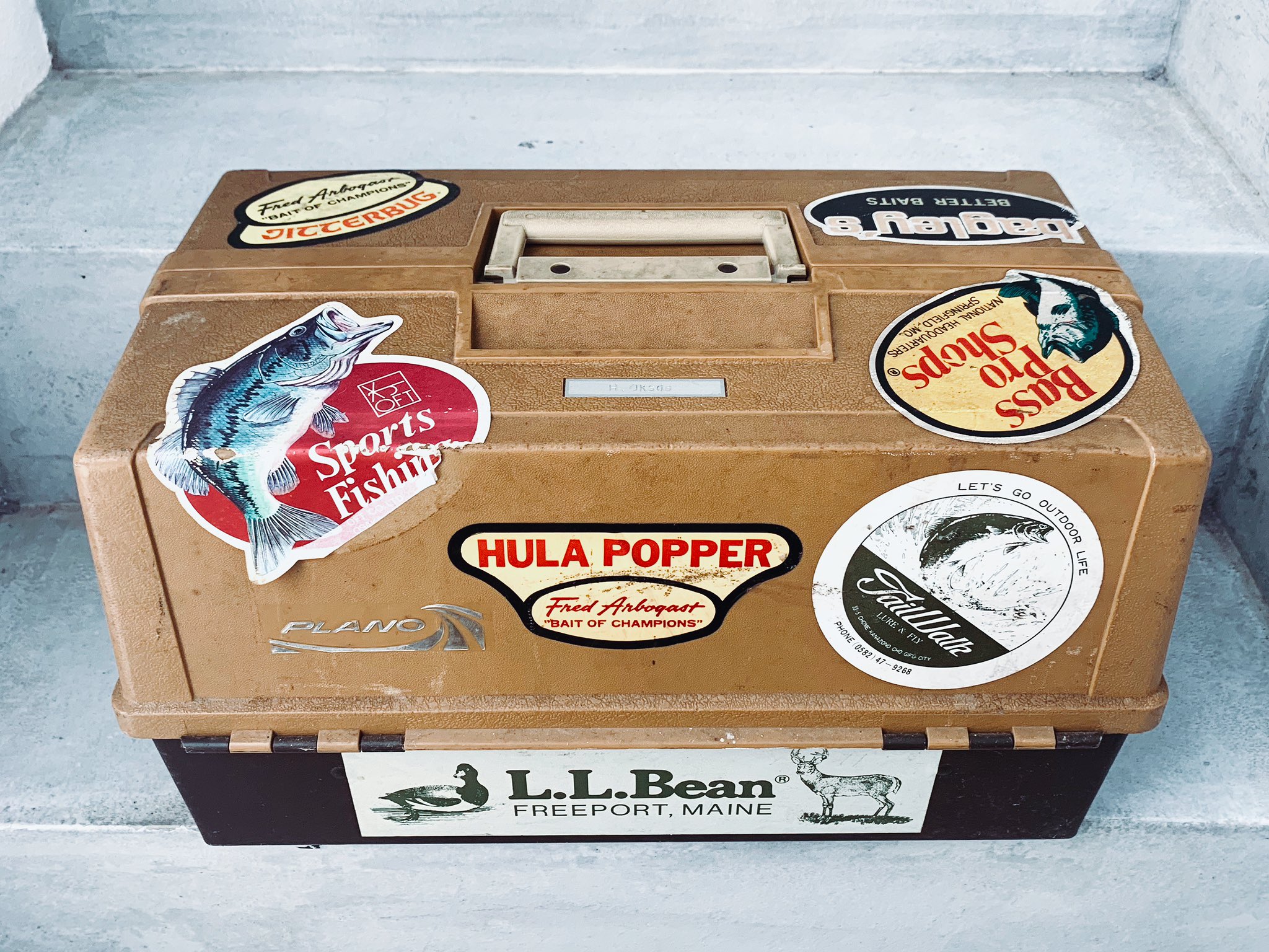 岡田浩昭 愛と笑いの鉄人美容師ドラゴン 他の人のツイートでオールドルアーの話題を見たので ボクも中学生の頃に愛用していた Planoのタックルボックスを引っ張り出してみた 久しぶりに パンドラの箱 を開けてみようかと