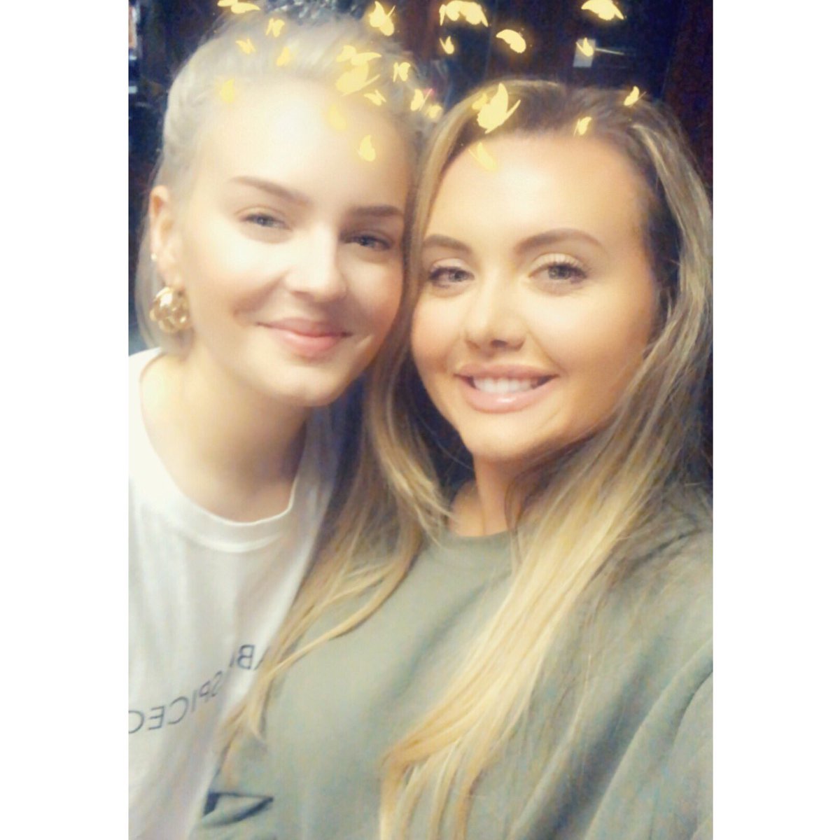 CasCasG's tweet photo. We spoke to @AnneMarie at The Barrowlands on Monday night! She was so beautiful 😍 Flawless and just an all round sound gal!! We will be talking to her about her Double Chin Calendar 📅 😂 (love it) and we asked her for life advice! Coming up on  @1025Clyde1 https://t.co/C5gr7WKNxV