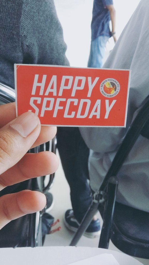 oke, absen udah aman waktunya ke stadion!🍻