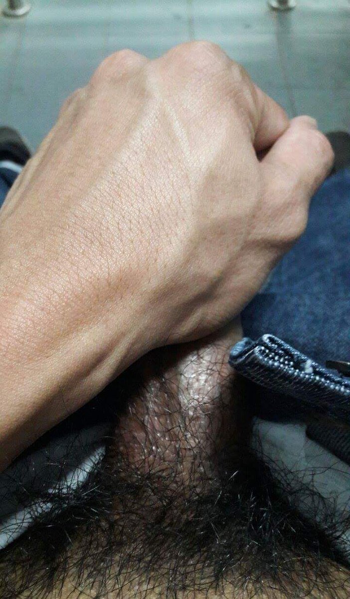 ^^ สโม๊กกี้ไบท์ครึ่งฟุต ^^ tweet media