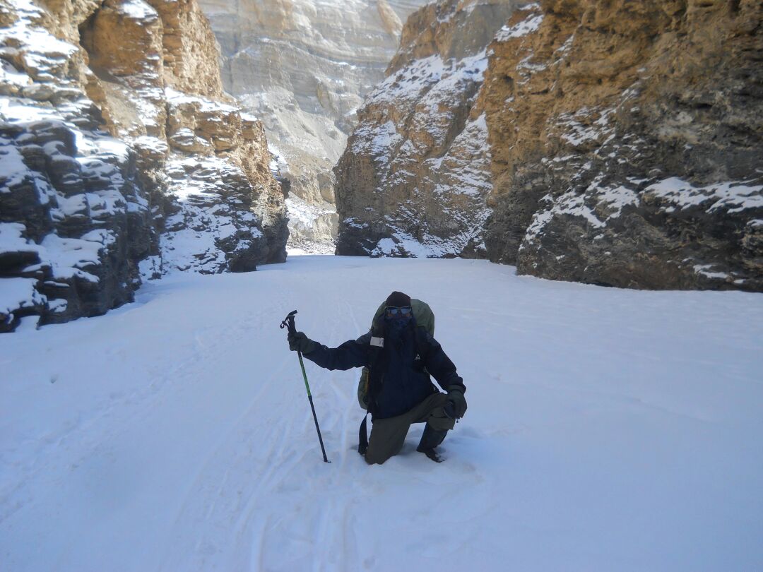 ChadarTrek's tweet photo. Walking on #FrozenRiver of Zanskar is an ultimate experience for adventure lover. The traditional name of the trek is "#Chadartrek" the frozen sheet,,,,,,,
#Chadartrek2019...///
More Information https://t.co/aOIkmkCssU https://t.co/YgWDWkNfjG