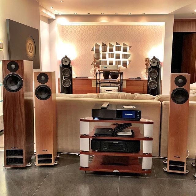 AudioVenue's tweet photo. We have systems set up for you to try ag your leisure. #pmcspeakers #twenty5 #twenty5.23 #twenty5.24 #compactspeakers #floorspeakers #twenty5series #speakers #bowersandwilkins #802d3 #musicalfidelity #transmissionline #luxuryspeakers #whatsyournaim #… https://t.co/vmk9G8dDc5 https://t.co/kMTl5iLxME