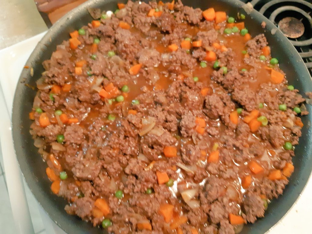 1 + 2 = shepheard's pie.. drop in for lunch or take it home for dinner! 
#Buckhorn #Lunchtime #DinnerIsReady