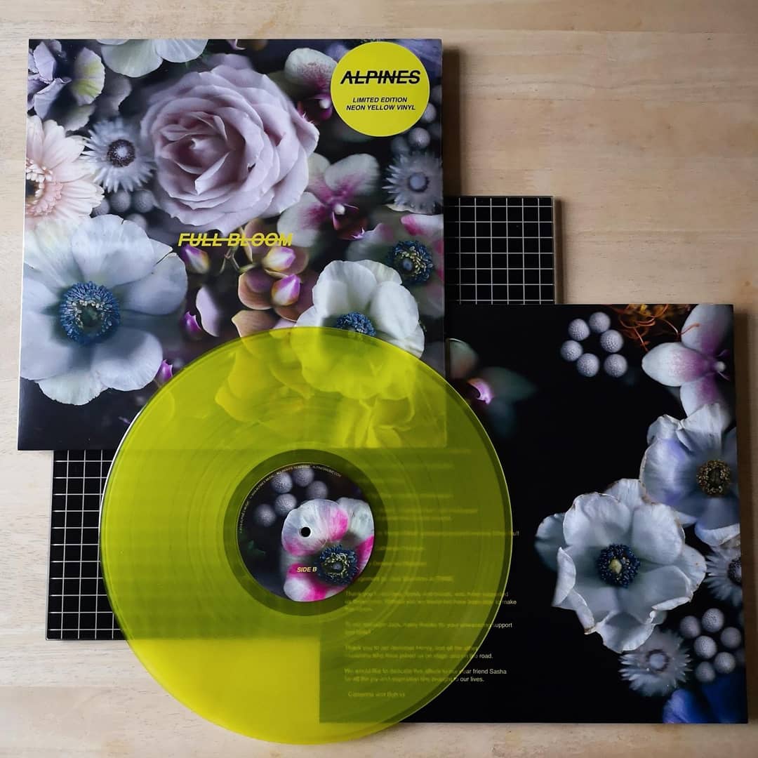 AlpinesMusic's tweet photo. Here's some of the awesome new merchandise available for F̶U̶L̶L̶ ̶B̶L̶O̶O̶M̶! Neon yellow vinyl, long sleeve T-Shirt and limited edition zine featuring collages Catherine put together by hand: https://t.co/MGUzViHnZw 🌹📀🌹 https://t.co/VszufbBCOq