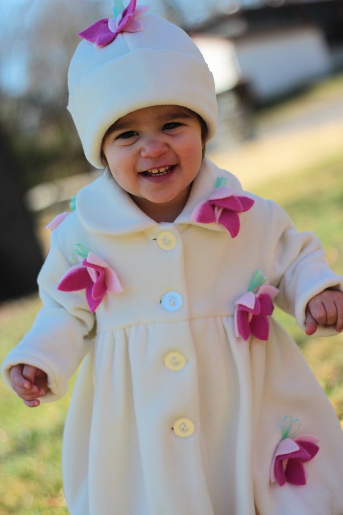 JamesGirone's tweet photo. #aw18 From @mackandco, the #fall2018collection, the Butterfly Coat with matching Hat. #babycoat #toddlercoat #girlscoat #kidscoat #mackandco #babyfashion #kidsfashion https://t.co/jNXddAABG0