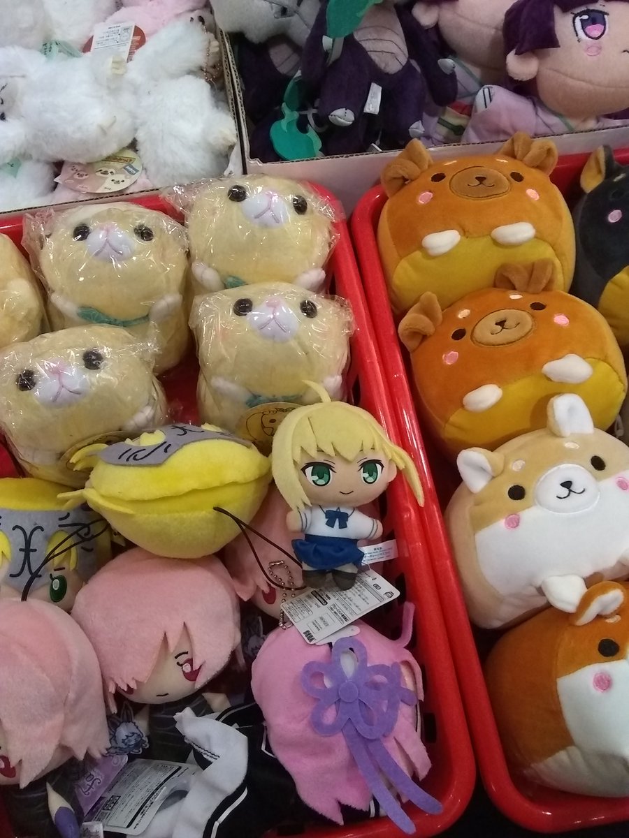 willfoxpiano's tweet image. look at all this stuff I didnt buy
#animecon #daishocon2018