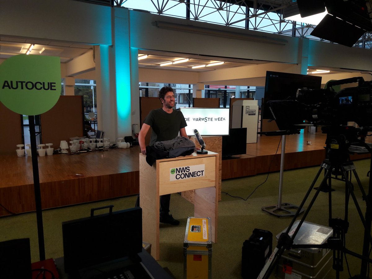 JBerghen's tweet image. Opbouw #vrtnwsconnect in #Diepenbeek @uhasselt tvv #dewarmsteweek - #vrtnws @vrtnws