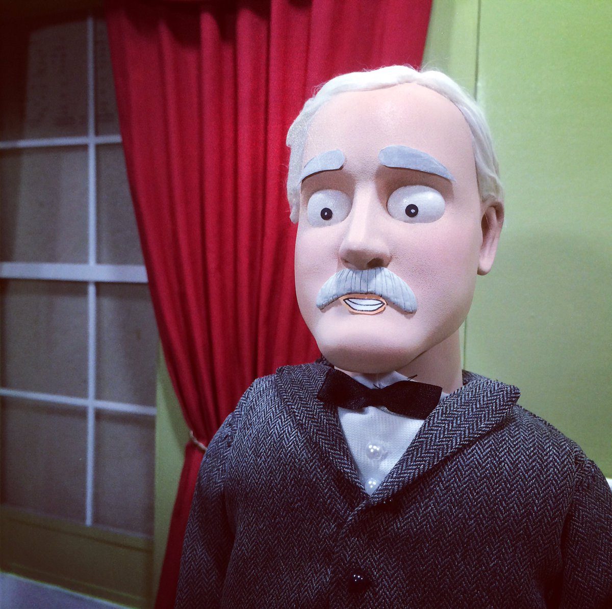 twinvision's tweet photo. We are #filming all this week @heritagelottery #stopmotionanimation #medical #mavericks #sirrobertjones father of #orthopedicsurgery #thomassplint #inspirational figure @twinvision studios #sets #props #dog #model #WeLoveAnimation https://t.co/UgA2EcSaUb