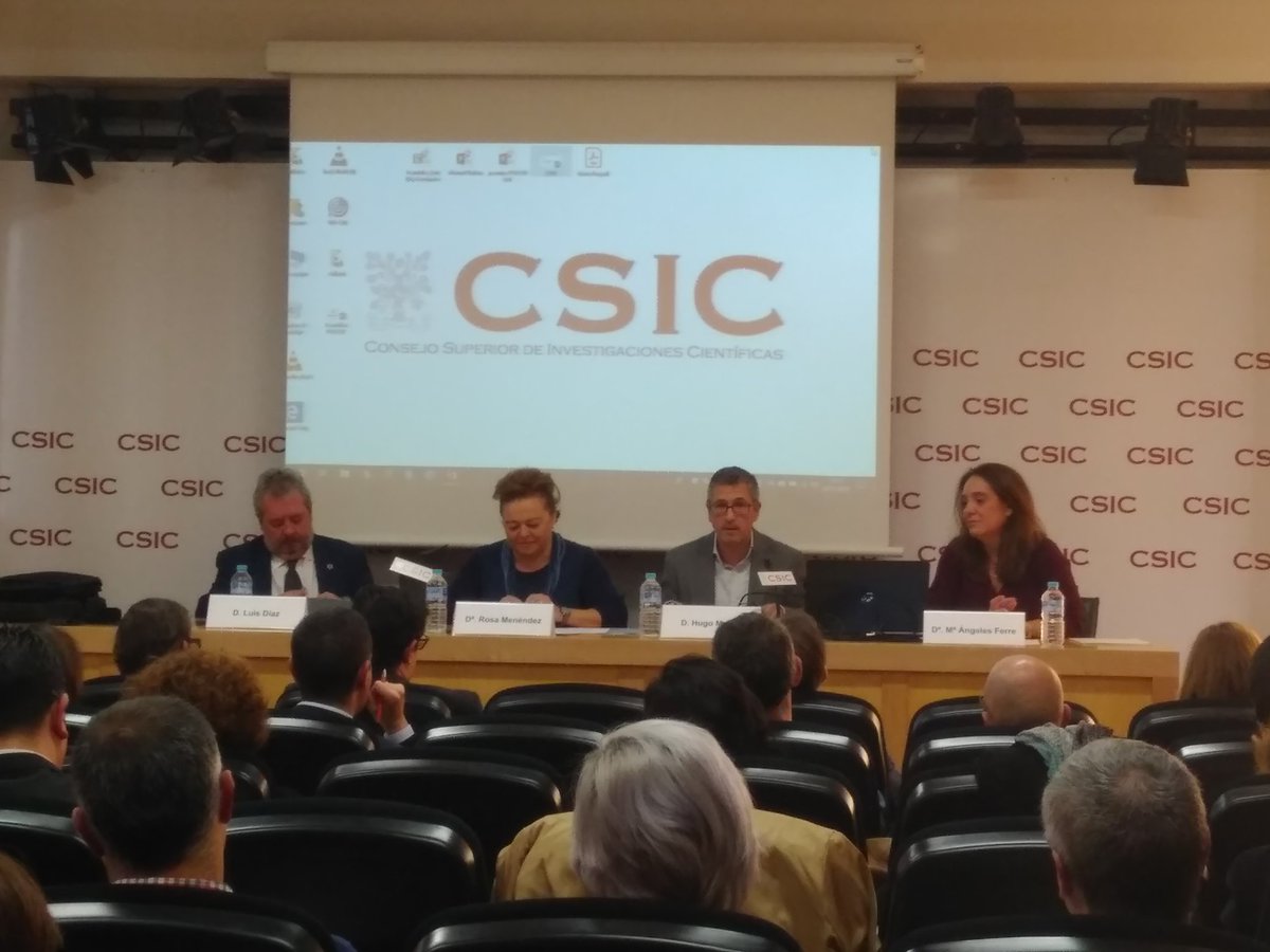pteco2's tweet photo. El Secretario de Estado de Medio Ambiente @mitecogob, Hugo Morán; Presidenta @csic, Rosa Menéndez; Jefa Subdivisión Programas Temáticos Científico-Técnicos @CienciaGob, Mª Ángeles Ferre; y el presidente @pteco2, Luis Díaz, clausuran la #AsambleaPTECO2 2018 https://t.co/DA2krkQGxe https://t.co/4Y67Cy9h8m