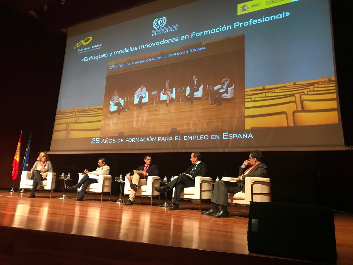 Fundación Estatal para la Formación en el Empleo (@fundae_es) on Twitter photo Modelos innovadores en #FP, Carmen Menéndez <a href="/empleo_SEPE/">SEPE</a>, J. Mariano Carballo <a href="/INCUAL/">INCUAL</a>, <a href="/jarevalo_FP/">Jorge Arévalo</a> <a href="/FPeuskadi/">FPeuskadi</a> y <a href="/CorralEnrique/">Enrique Corral Álvarez</a> <a href="/Fundae_es/">Fundación Estatal para la Formación en el Empleo</a> modera M.J García Dir.Gral de FPE #JuntaAndalucia #25AñosFPE Modelos innovadores en #FP, Carmen Menéndez <a href="/empleo_SEPE/">SEPE</a>, J. Mariano Carballo <a href="/INCUAL/">INCUAL</a>, <a href="/jarevalo_FP/">Jorge Arévalo</a> <a href="/FPeuskadi/">FPeuskadi</a> y <a href="/CorralEnrique/">Enrique Corral Álvarez</a> <a href="/Fundae_es/">Fundación Estatal para la Formación en el Empleo</a> modera M.J García Dir.Gral de FPE #JuntaAndalucia #25AñosFPE