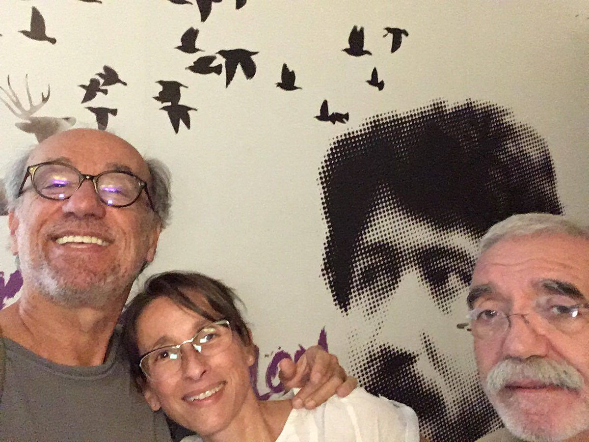 На прсти се бројат оние што не бележат како земја, народ, култура, традиција. Да ги дочуваме нивните дела и аманети, зашто тоа сме ние. Горан Стефановски  (1952-2018).