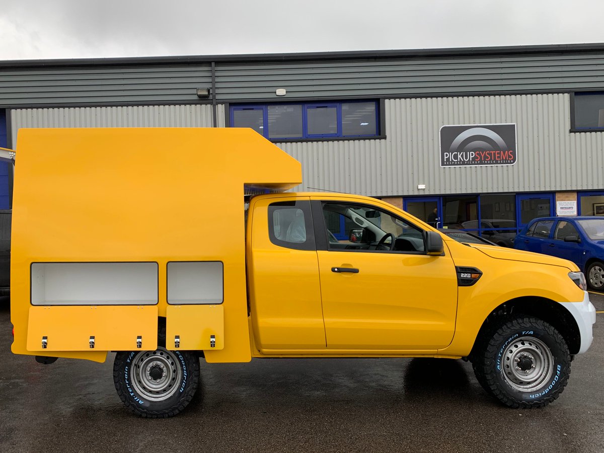 pickupsystems's tweet photo. window in the front wall of the body. The GVW of the vehicle has also been uprated to 3500KG with the fitment of self leveling air suspension. Other features include BF Goodrich All terrain tyres and bespoke stowage and lighting.
#pickupsystems
#railroads
#conversion https://t.co/iu2c9ipzWS