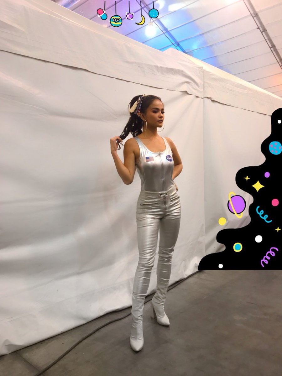 ryujishiomitsu's tweet photo. Space Princess 🚀 @ElisseJoson yesterday for the #KapamilyaChristmasTradeEvent 

Styled by #TeamRyujiShiomitsu https://t.co/0Xlmx6Lhzj