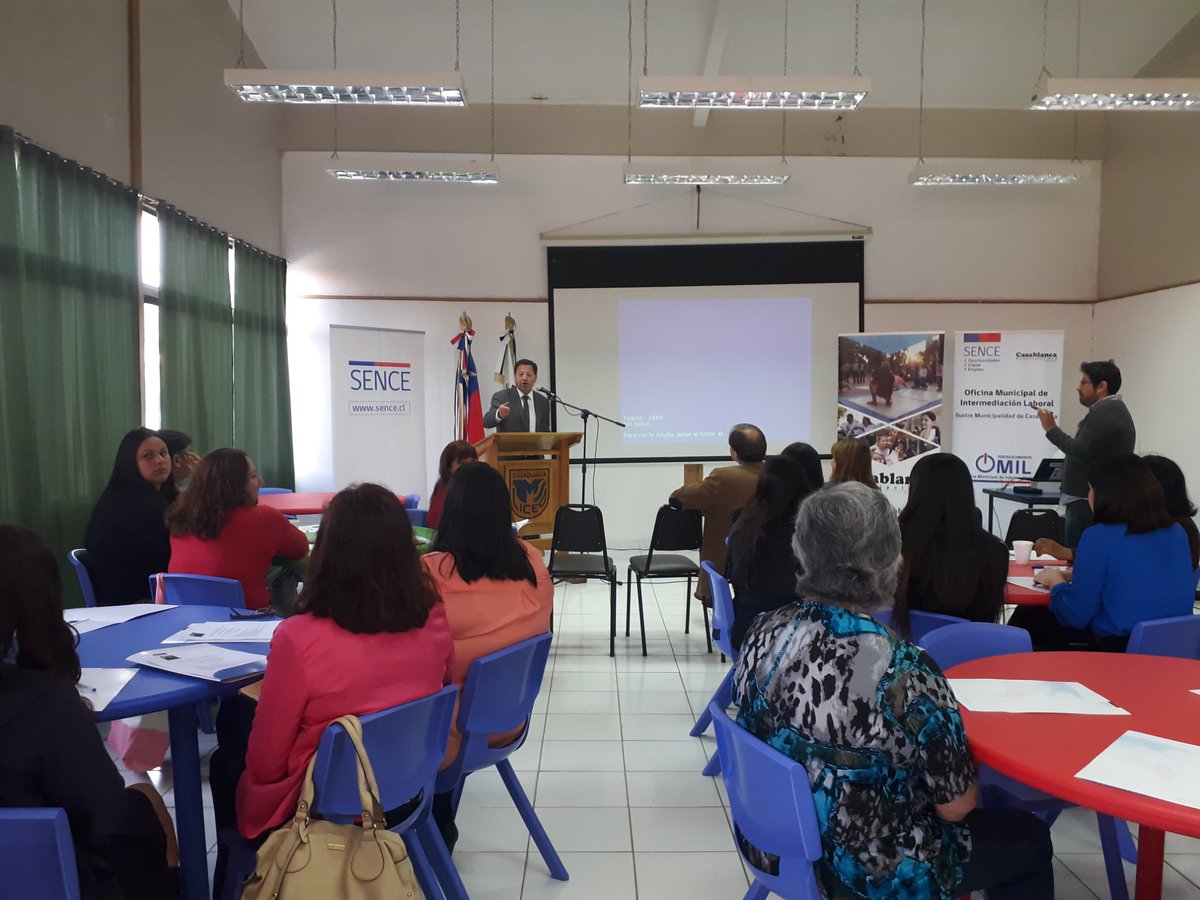 OmilConcon's tweet photo. Equipo @OmilConcon con Director Regional Sence Alejandro Villaroel Castillo y Seremi del trabajo María Violeta Silva en Dialogo Participativo "inclusión para la empleabilidad hacia mujeres, PenSD y migrantes" en Casablanca @sumonteoficial @municoncon @SENCEValpo @SeremiTrabajo_V https://t.co/2TDuuReIEJ