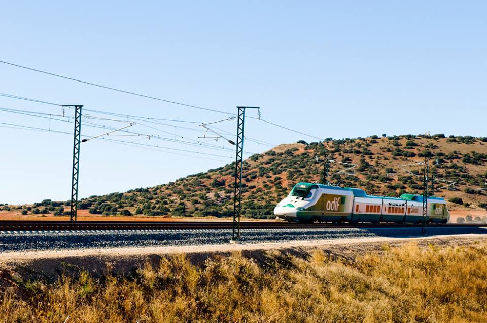 csif_epe's tweet image. Hoy, en @finanzascom, se explica el severo problema que denuncia CSIF en @ADIF_ES 

bit.ly/2DQD16h