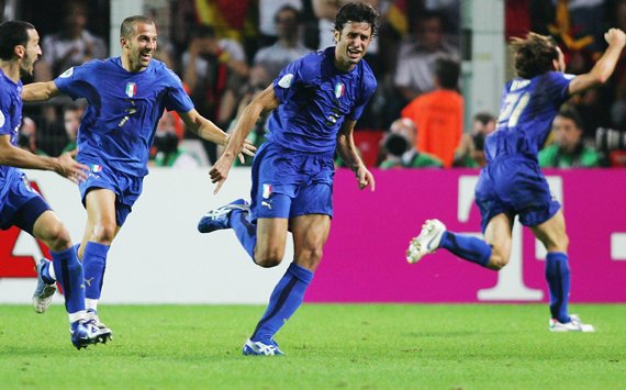 Commentator: \"Grosso... RETE! RETE!! RETE!!!\"
Happy Birthday Fabio Grosso...    