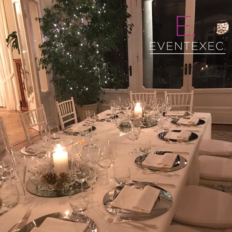 EventExecLtd's tweet photo. A little festive throwback to when I was invited to the gorgeous Villa Fru at Lake Maggorie, Italy. I experienced some amazing venues and fine dining experiences in the region which I'm now able to share with my clients! L #events #lifestyle #luxuryvenues #finedining https://t.co/aCvZrInjpU