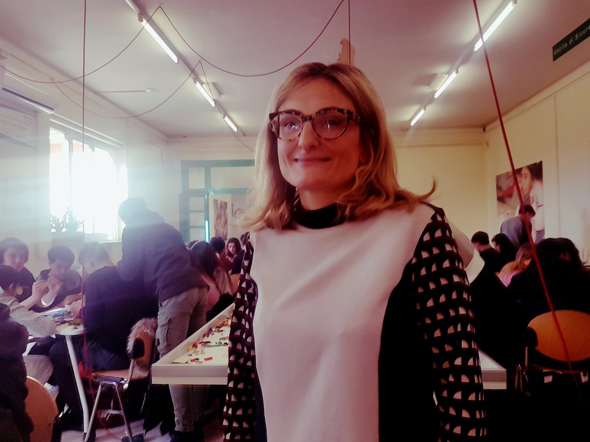 fmdigitale's tweet photo. @CStajano @francesca_fmd @ilaria_FMD Tre donne e colleghe della @fmdigitale ad animare la sessione @LEGOSERIOUSPLAY oggi alla #PalestraInnovazione in occasione di #clicode #hackathon con @wurth_italia https://t.co/AK6zpCOwAC