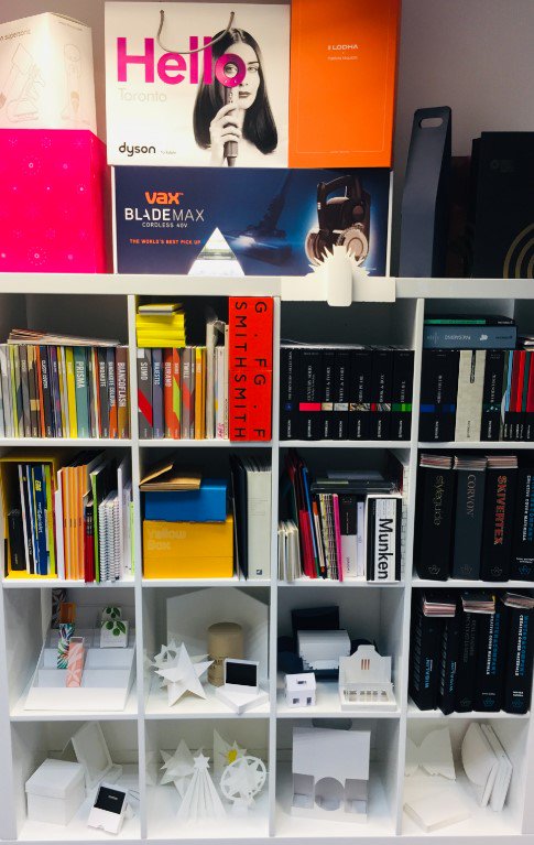 PureprintGroup's tweet image. Our #purecreativepackaging department in Hemel have a wealth of materials, white mock ups &amp;amp; live samples for inspiration in the #Pureprintlibrary. It’s amazing what a cardboard engineer can create! Contact us for help on your next project #packaging #inspiration