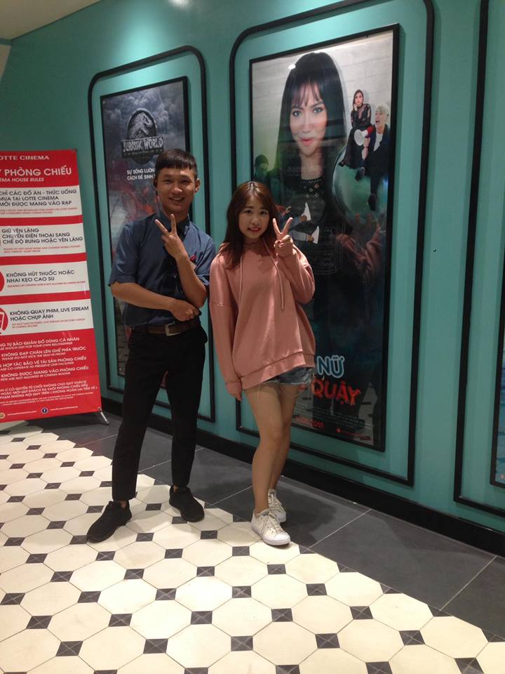 tnorma836's tweet photo. Người ta nói con gái sinh ra là để được che chở!! Vậy sao em cứ phải gồng lên giả vờ mạnh mẽ hả em? https://t.co/oiLGZgk4yl