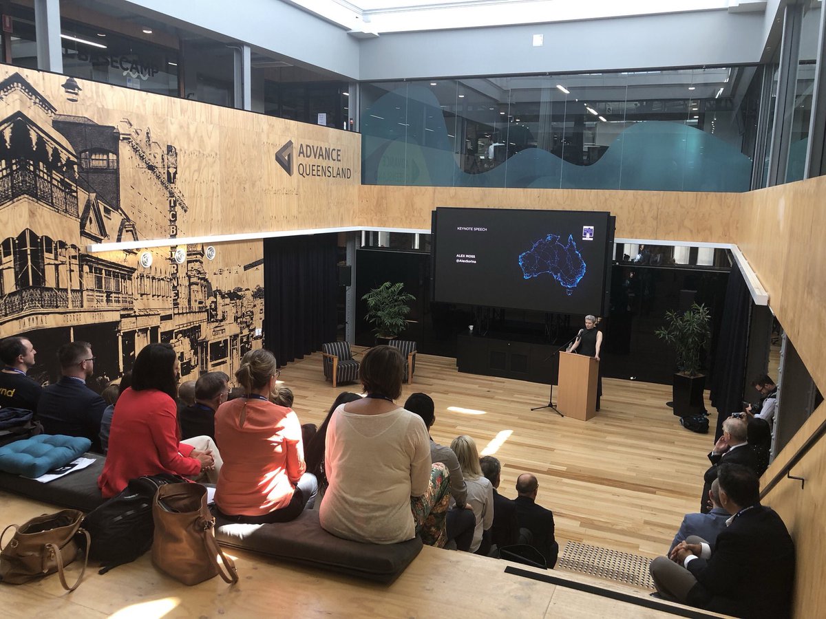 Loved to see <a href="/Unearthed_S/">Unearthed</a> accelerator startups <a href="/Mark_Skygrow/">Mark Stewart</a> <a href="/SiteSeeHQ/">SiteSee</a> @QuantumGeology pitching <a href="/pitchatpalace/">Pitch@Palace</a> with Alex from <a href="/TeamCanaria/">Canaria Technologies</a> as keynote! <a href="/RiverCityLabs/">🚀River City Labs</a>