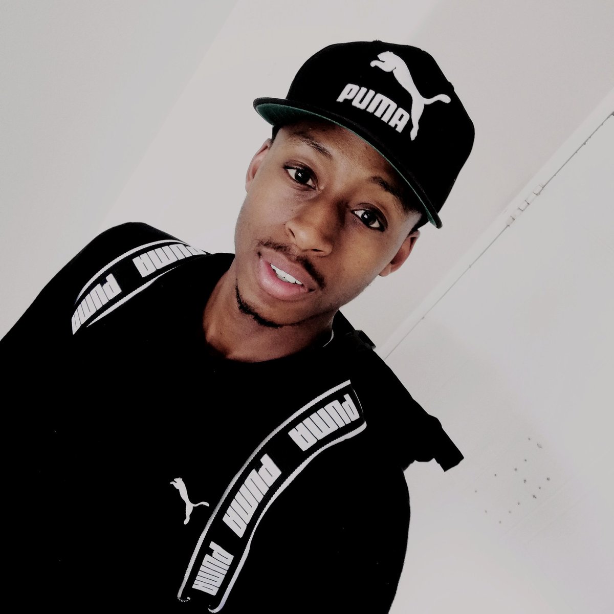 RonaldAdlai's tweet photo. #GlobalCitizen concert 💃🏻 doing it for my girl @Teboho_ma29 after four draws and being unsuccessful, this is our last hope  @pumasouthafrica #PUMAFam @NomzamoMbatha thank you so much 🔥 https://t.co/2t8k4ezmcZ