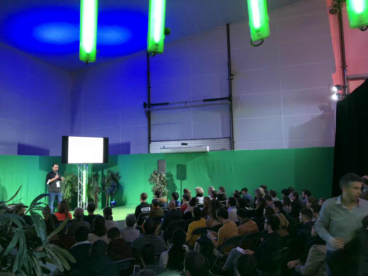 360 possibles tweet media