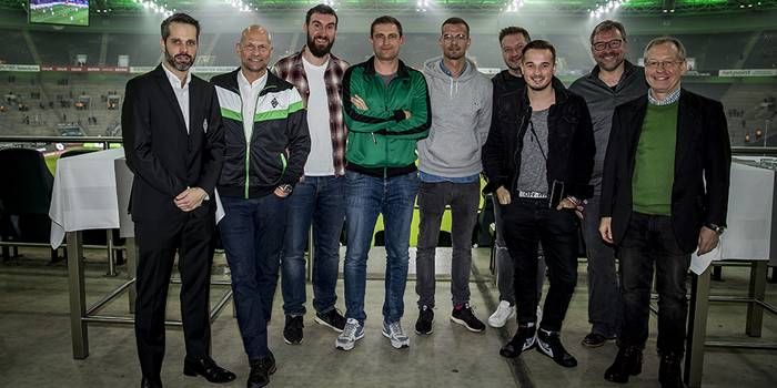 FinallyNewGoals's tweet image. Fußball-Bundesligist @borussia geht den nächsten Schritt, um sich für die digitale Zukunft aufzustellen und gründet Expertenteam #DigitalCircle. Mit dabei u.a. @officiallyjoko. buff.ly/2BEaPC5