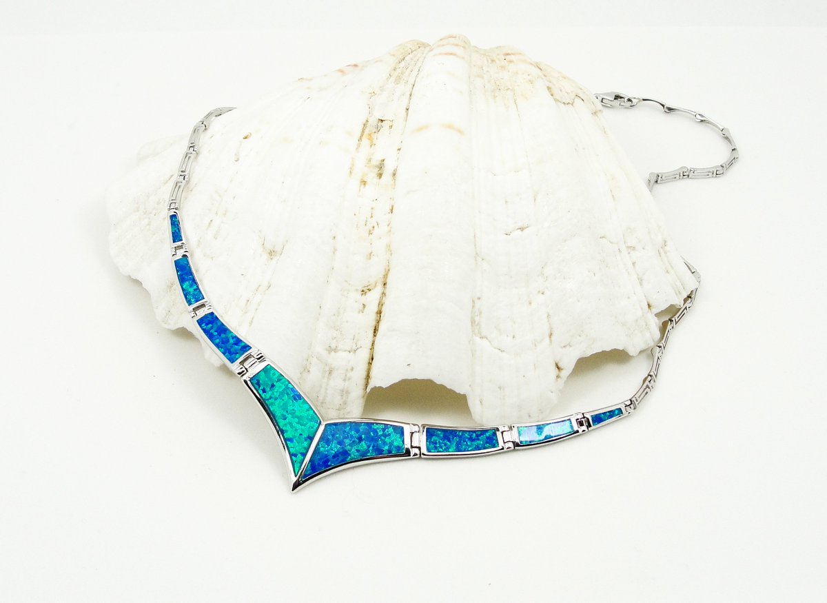 Andrianna_Paros's tweet photo. Our #sale for #CyberWeek is still ON!!Check our #beatifull #Greek #opal #jewelry DON'T MISS IT! #handmadejewelry #etsyshop #etsygifts  #jewelrylovers #FamilyBusiness #silver #necklace #earrings #bracelets  #shopsmall #shopmycloset #shopsmallbusiness 

https://t.co/i8yjCruzil https://t.co/dCWz6boZ9M