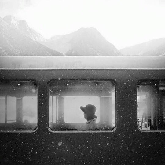 afroditi fra tweet media