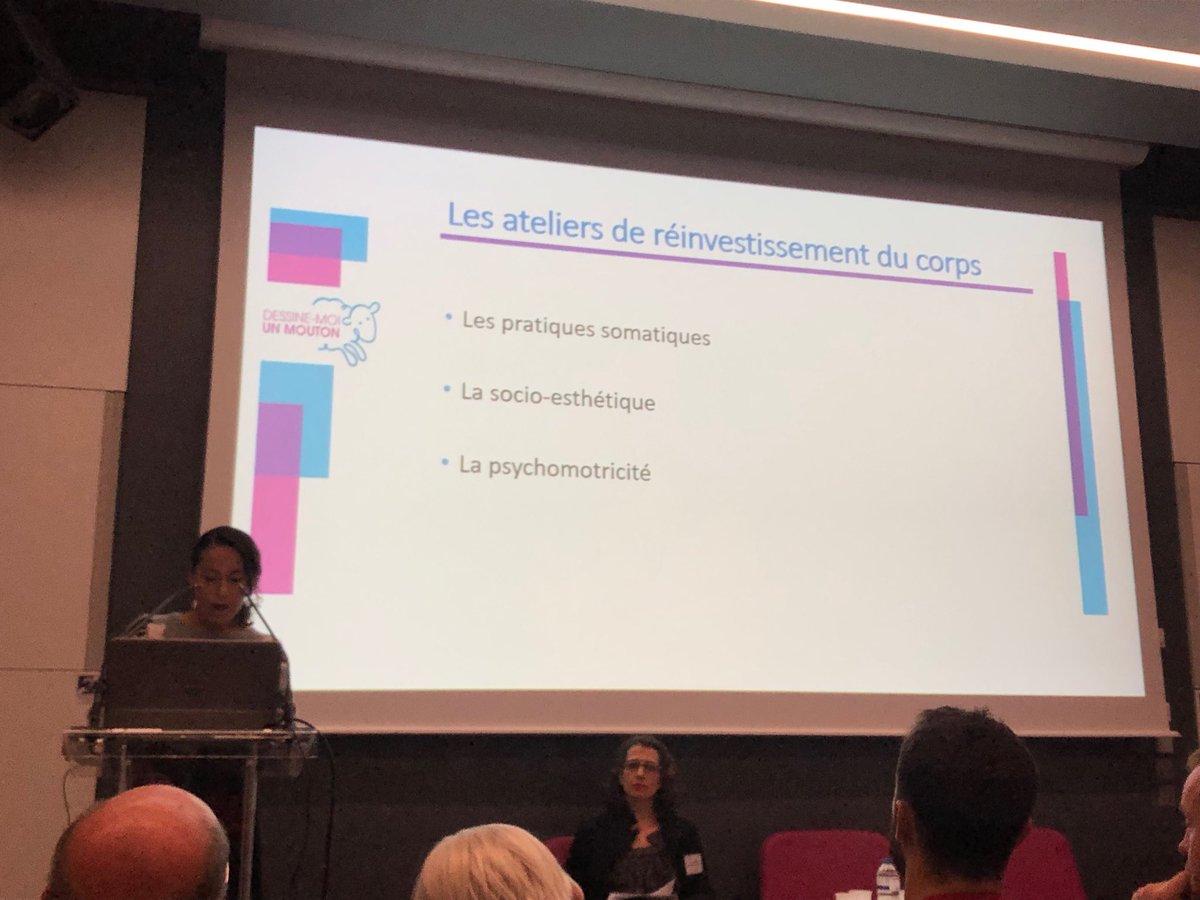 Témoignages concrets du quotidien et de l’action ⁦<a href="/DMUMasso/">Dessine-moi un mouton</a>⁩ 
Quand la maladie chronique rencontre une histoire de vie indicible (excision, viol, séquestration, une solitude et tres grande précarité, etc.), l’enjeu de reappropriation de son corps prend tout son sens