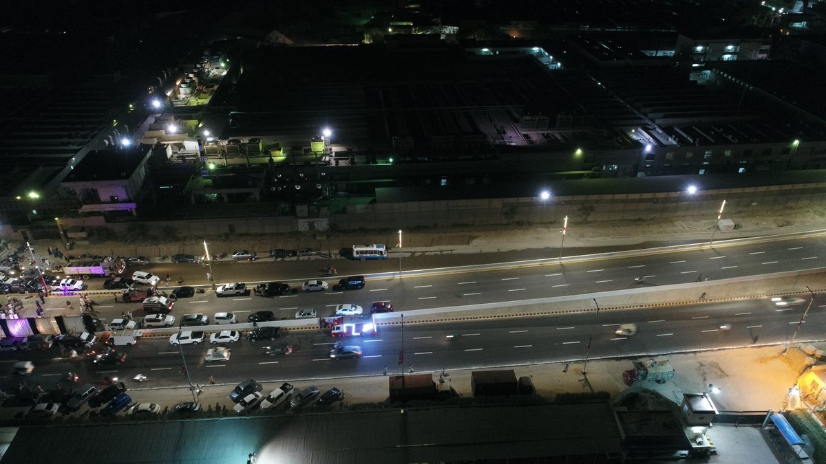RizwanSherani44's tweet photo. Aerial night view of newly constructed Manzil Pump Flyover N-5, Karachi - exploring #CityOfLights

#SindhGovt #PPP #KarachiMegaProject #ExploreKarachi 

@BBhuttoZardari @BakhtawarBZ @AseefaBZ @MuradAliShahPPP @SindhCMHouse https://t.co/1TJ2STQuQn
