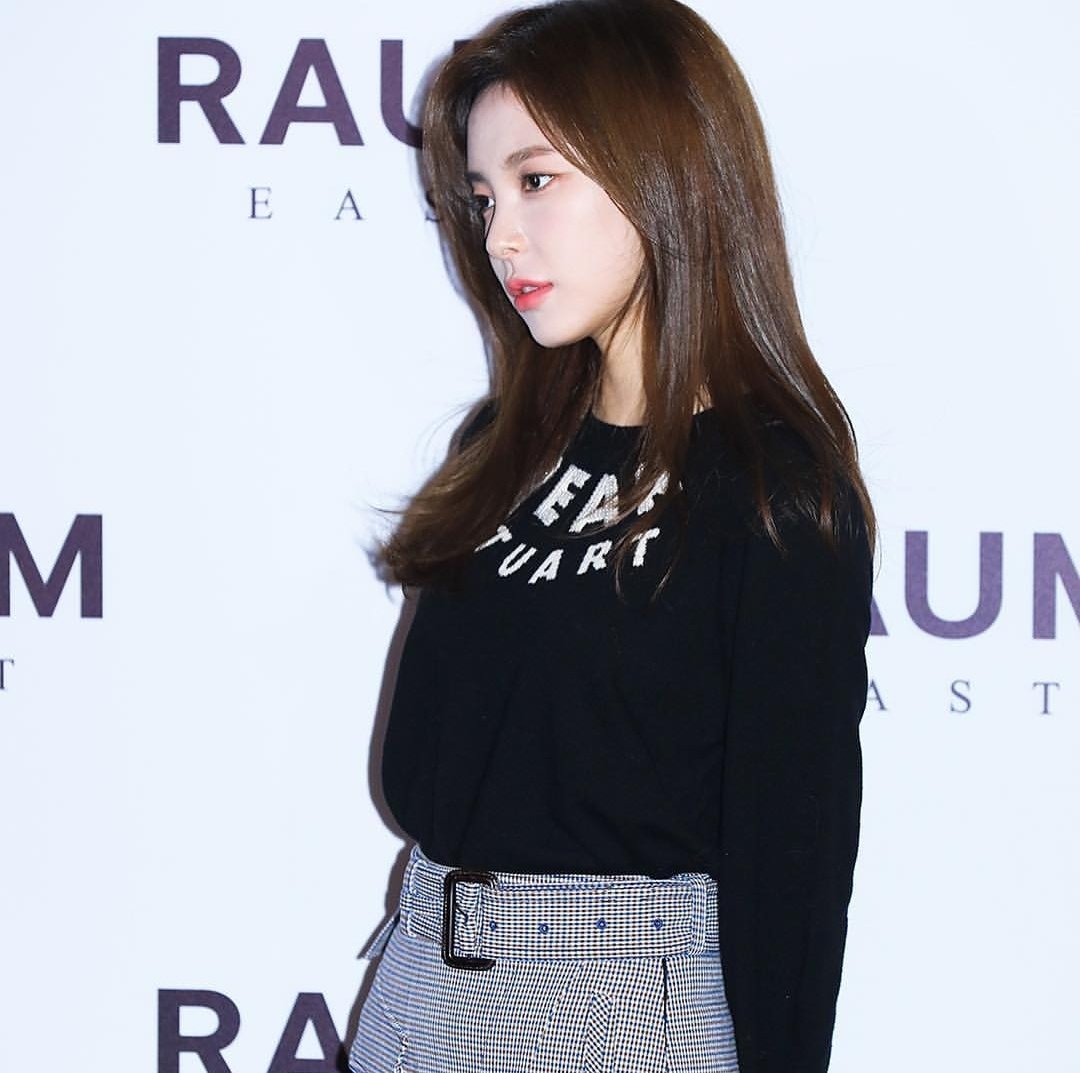 SUHYUN​ THAI​LAND​🦊🐰 tweet media