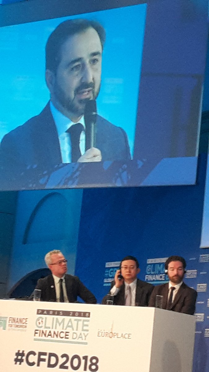 François  Riahi, CEO <a href="/Natixis/">NatixisCommitments</a> : " nous prenons l'engagement de mettre nos investissements d' Assurance vie en conformité avec la trajectoire  2 degrés  #CFD2018 #GetUpScaleUp