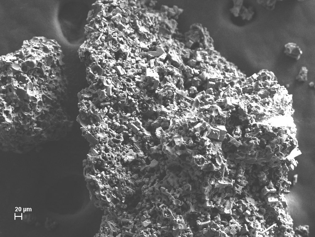 LIFE_CleanUp's tweet photo. We leave you some images of the polymers that researchers are using for the elimination of emerging pollutants in wastewater #Lifecleanup #wastewater @LIFEprogramme 💧♻️ https://t.co/xhWumBPyYK