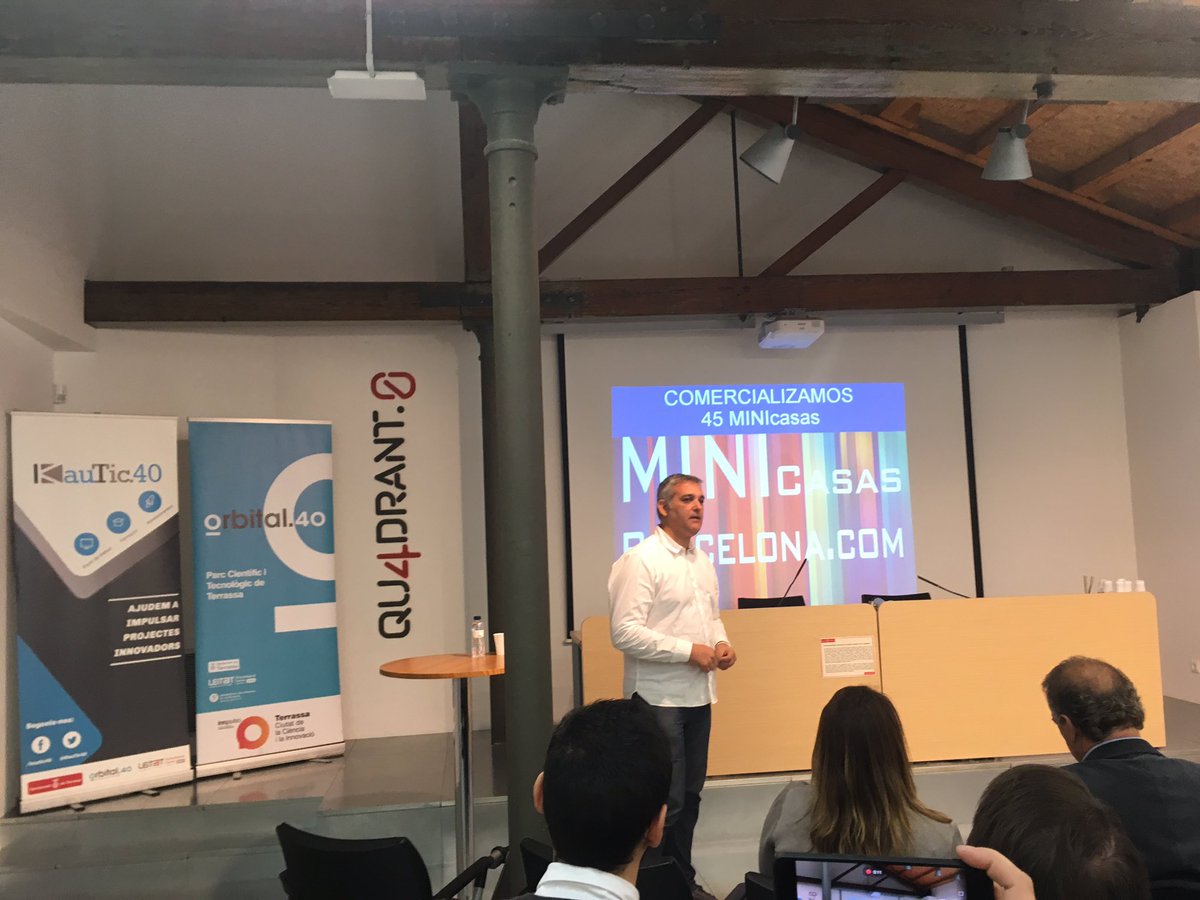 Kautic40's tweet photo. Presentació dels projectes participants @Kautic40, #Minicasas #Interloqua #SoniSolutions #Elteudiari.com #WifiLock #Lecrintech #FednessMeals Molta sort a tot@ts! https://t.co/ZcLehHGz51