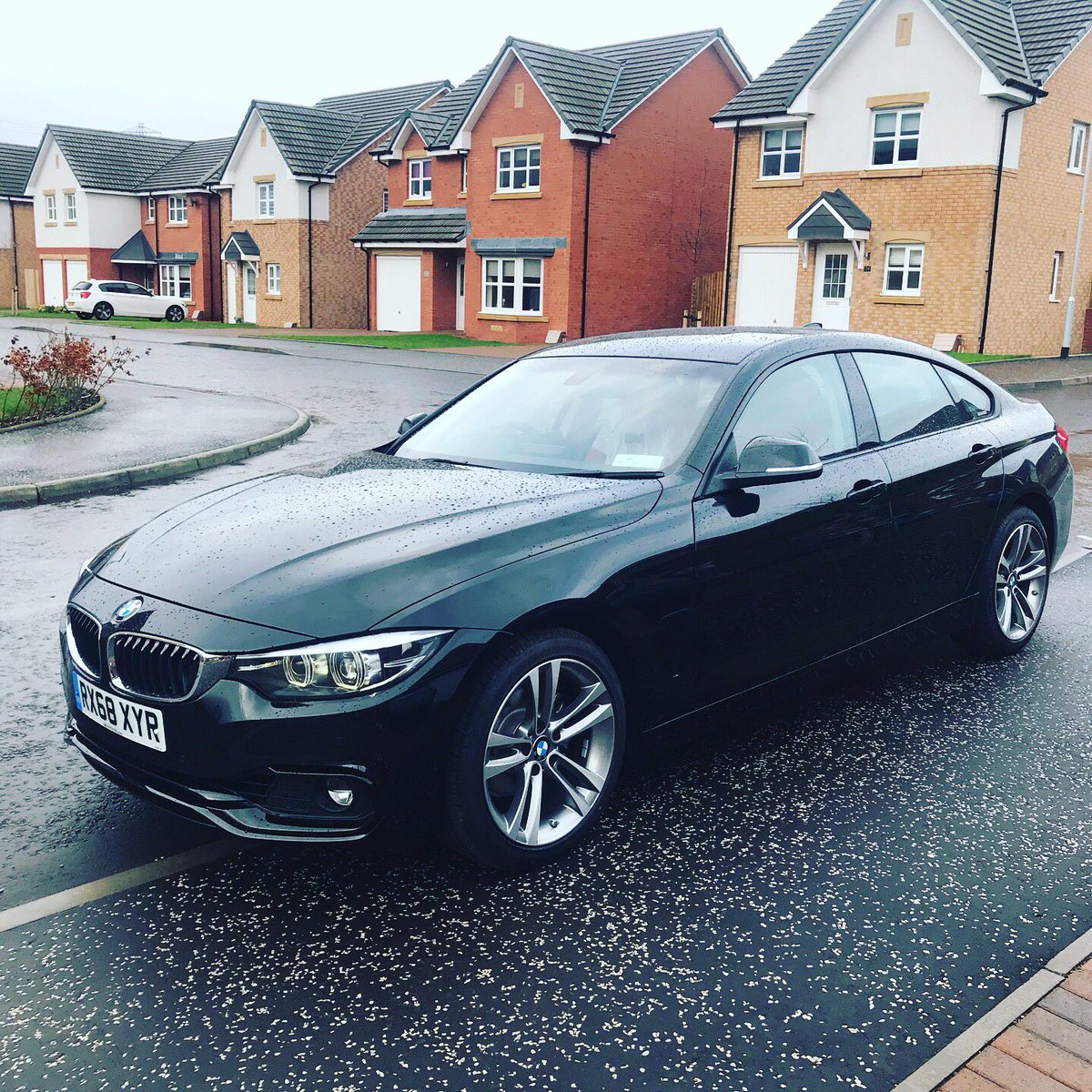 kmoch87's tweet photo. 10 months after my first company car order.... itโs finally arrived ๐๐ฝ๐๐ฝ๐๐ฝ Happy new car day #bmw #4series #grandcoupe #businessontheoutside #partyintheinside #redinblack https://t.co/nnYJXvCyy4