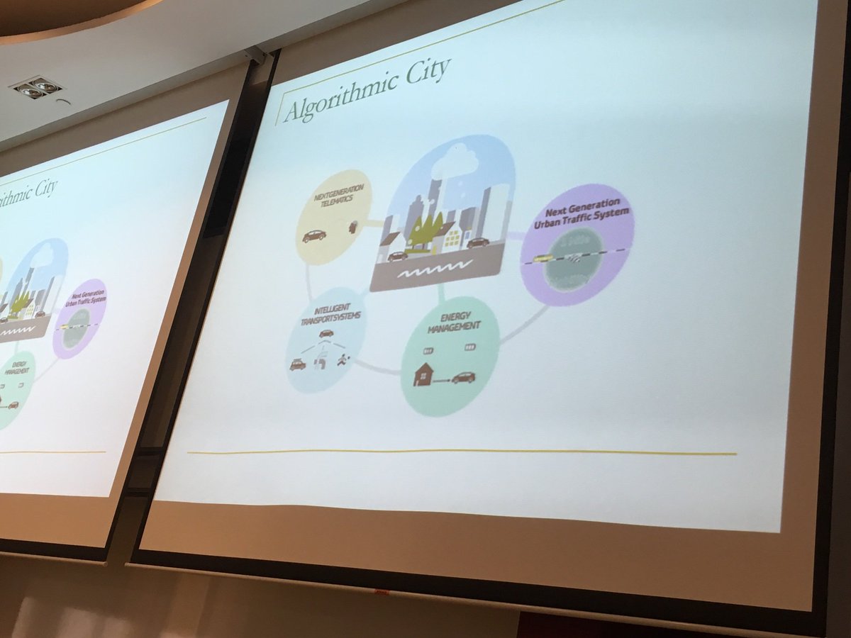 MehmetdNUS's tweet photo. @albertmeijer @LKYSch @NUSingapore @UtrechtUni Very engaging and important presentation. Great discussion with the audience #smartcity #democraticCity #datapolis https://t.co/3it5jxrAPi