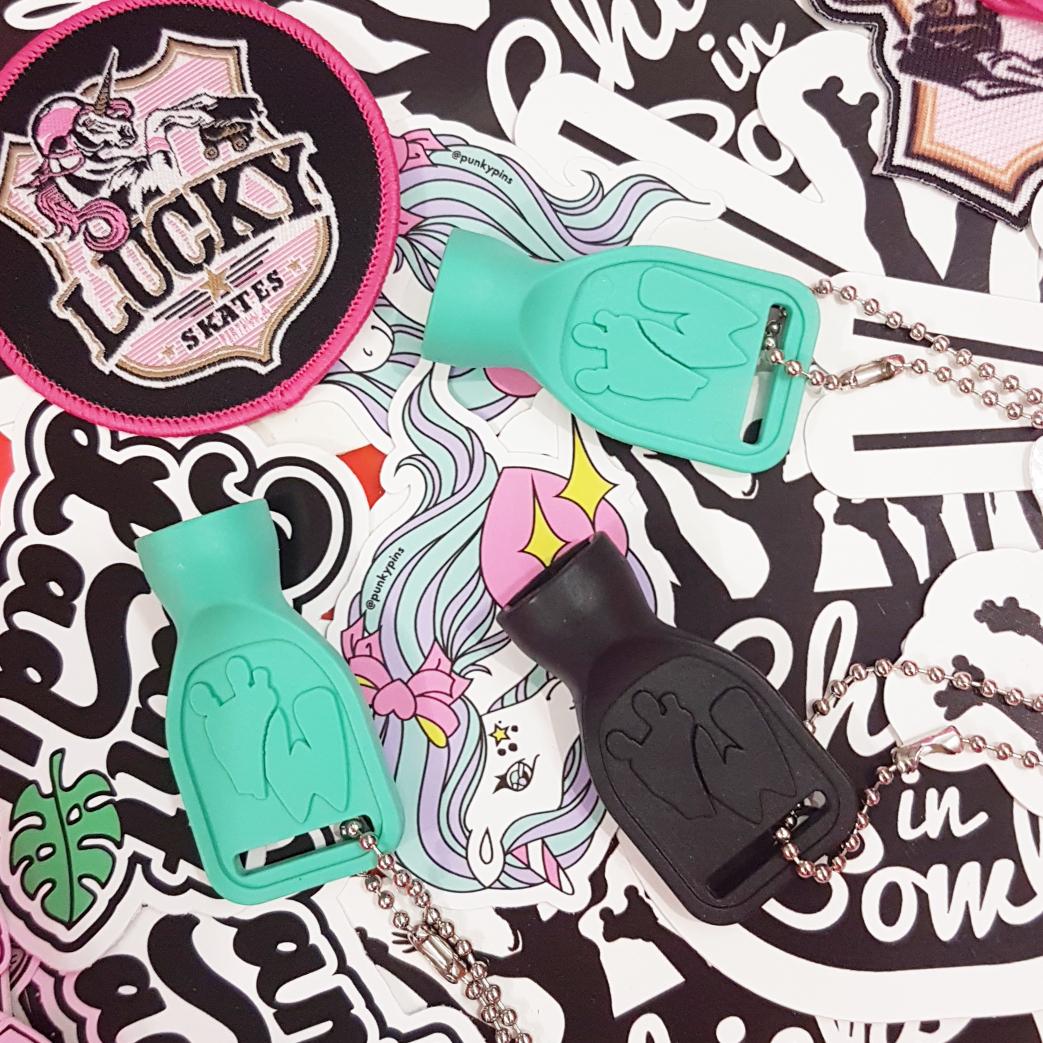 LuckySkatesShop's tweet photo. These Moxi skate tools are handy lil suckers to throw on your keychain or in your pocket. Trust me. https://t.co/isDMDMCr96