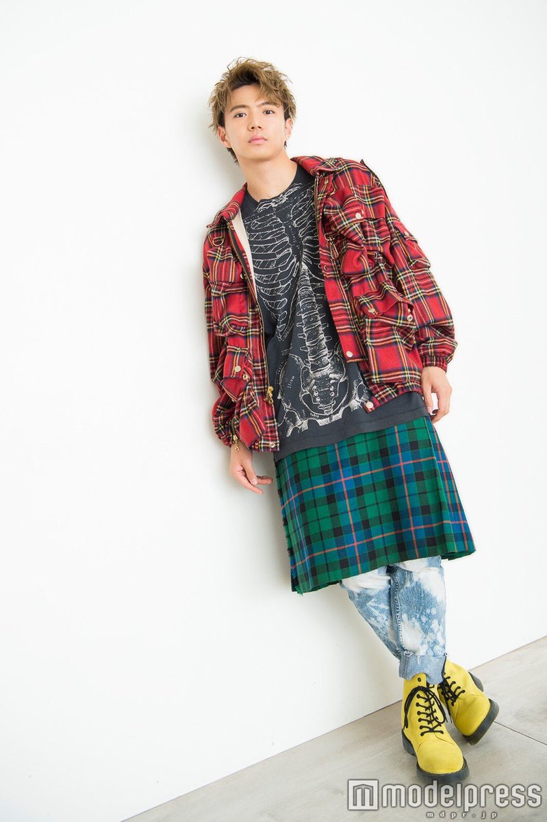 FANTASTICS__LDH's tweet photo. FANTASTICS×modelpress
Vol.1 → 佐藤大樹

Q1.この世界に入ったきっかけは？
Q2.1番思い出に残っている出来事は？
Q3.ほかのメンバーに負けない！と思う自分のアピールポイントは？
Q4.夢を叶える秘訣は？
Q5.メンバーからメンバーへリレー質問！

質問の回答はコチラから↓
https://t.co/CG2D9y5H7C https://t.co/w1mcnMw7MZ
