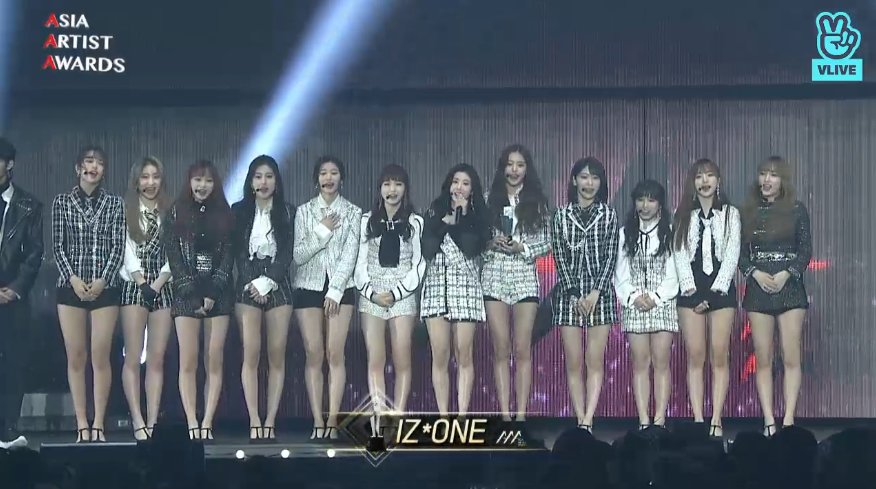 IZONE_TH's tweet photo. [💡#AAA2018] 181128 ขอแสดงความยินดีกับสาวๆ IZ*ONE สำหรับรางวัล Rookie Award จากงาน 2018 Asia Artist Awards ในวันนี้ค่ะ 🎉🎉

#IZONE #아이즈원 #アイズワン #2018AAA https://t.co/Z4h3ChaXqK
