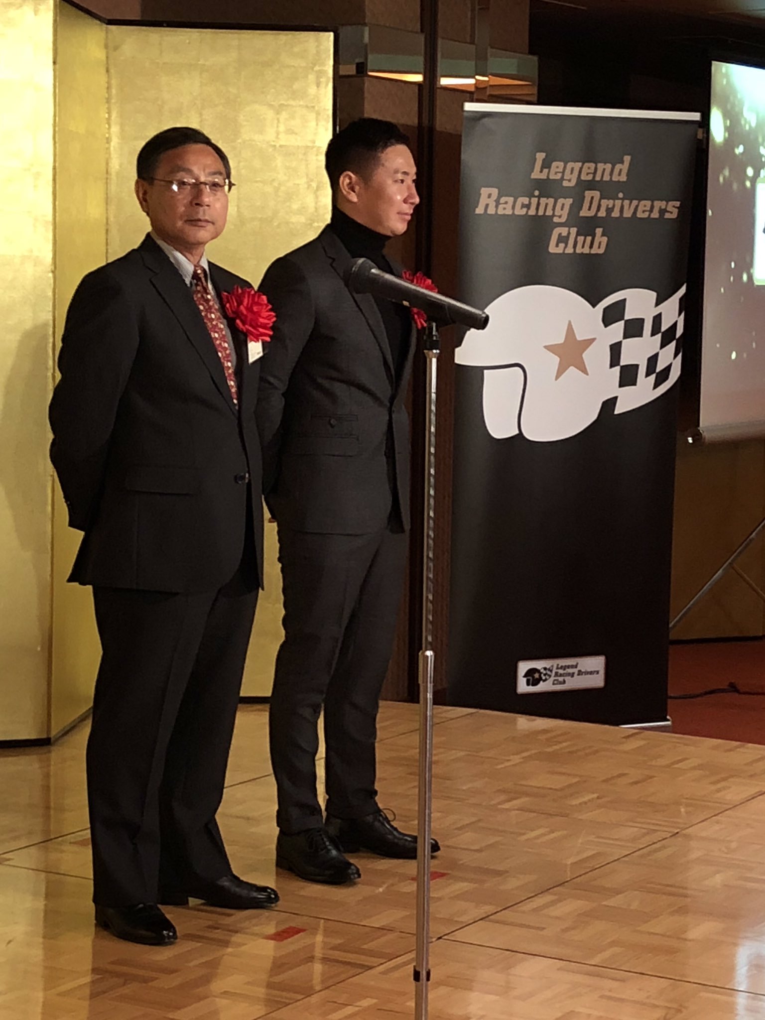 ヒルトン東京 公式 毎年恒例レジェンドレーシングドライバーズクラブのパーティーが今宵ヒルトン東京にて開催されており 私がいつも良くして頂いている伝説のレーサー高橋晴邦様より許可頂き少しご紹介 可夢偉選手 美しい競争女子のレーサーの皆様