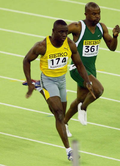 ghanarecords's tweet photo. #Fastestrunner in Ghana. Leonard  Myles-Mills is first Ghanaian to break the 10-second barrier with a record of 9.98 for 100m. His best of 6.45 seconds for the 60 metres is an African record. #Ghanarecords #Ghanabookofrecords https://t.co/KFjG1FnTaM