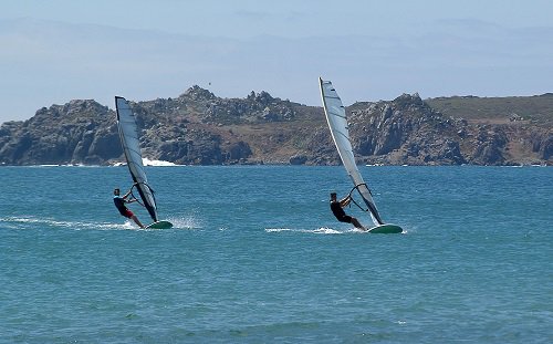 🔴Ojalá tengas muchos días de #vacaciones, porque #RegiónDeCoquimbo te espera con millones de estrellas, kilómetros de playas, tres valles únicos, santuarios naturales, ciudades patrimoniales, pisco, ostiones, queso de cabra y más... ¡Ven! #RegiónEstrella #Elqui #Limarí #Choapa