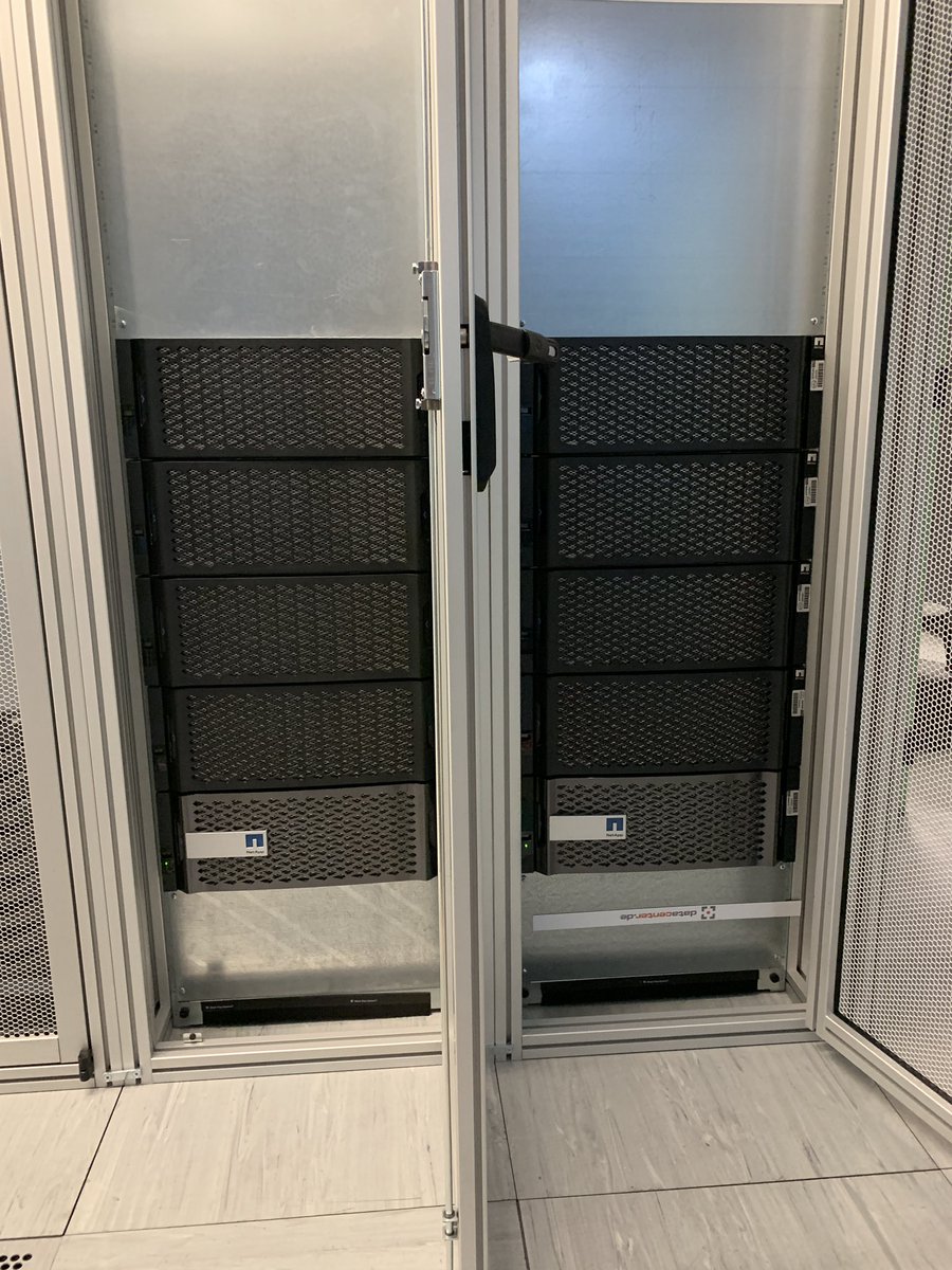 aleex42's tweet photo. Next 5 PB #NetApp E-Series #NetAppUnited https://t.co/lYVdY9L9Jm
