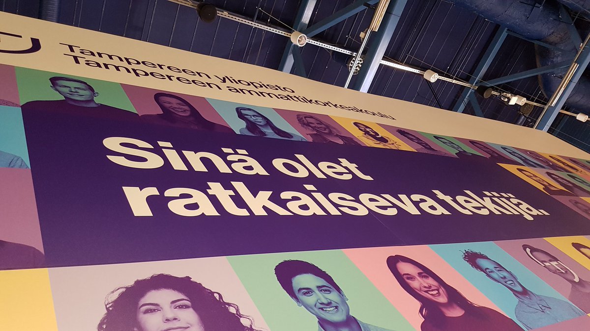 minnapuntila's tweet photo. #Ihminenratkaisee @TampereUni näyttävästi esillä Suomen monipuolisemmalla koulutustarjonnalla #studia2018 @messukeskus. Mukana tietysti parhaat asiantuntijat eli opiskelijat #tampereenteekkari https://t.co/Fw3KgkCUOX