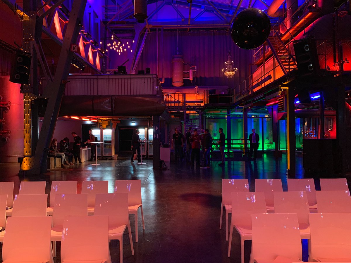 Slipstream_1's tweet photo. We’re very excited to be at the @UnrealEngine in Munich! Some very exciting and interesting talks from the best in the automotive industry so far🏎
#UEBuild https://t.co/8AAQOoZk2N